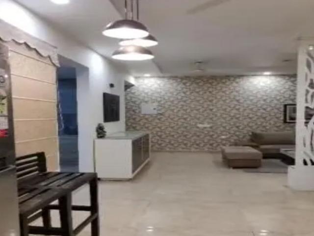 Rental | 2 BHK 1525 Sq.Ft. Apartment in Gomti Nagar