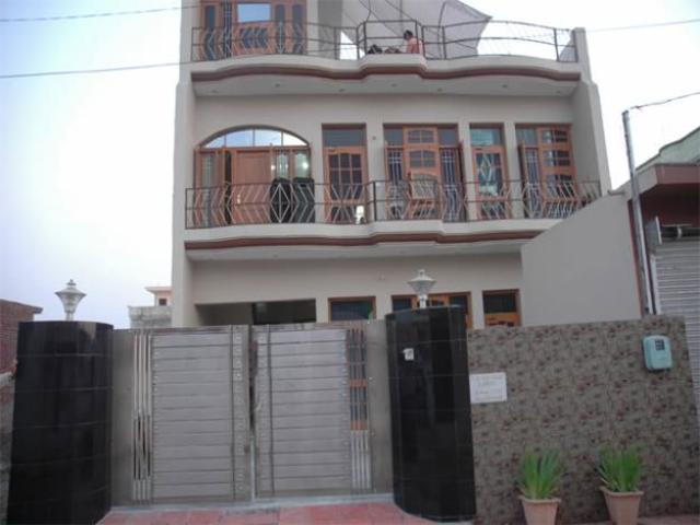Rental | 2 BHK + 1526 Sq.Ft. Independent House in Sector 14