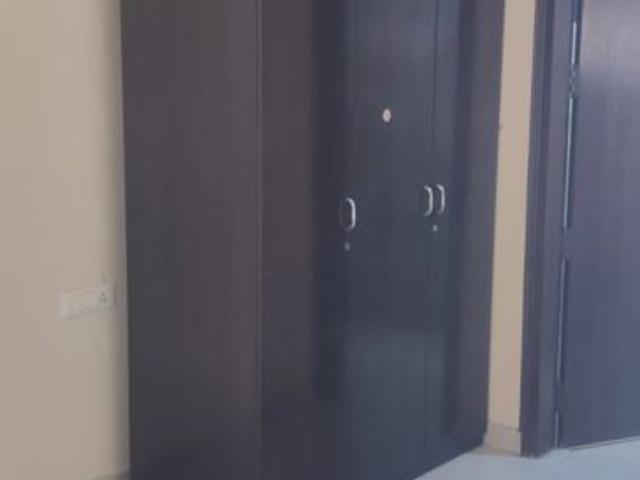 Rental | 2 BHK + 1650 Sq.Ft. Apartment in Arun Vihar Sector 37