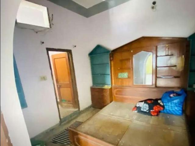 Rental | 2 BHK 1650 Sq.Ft. Apartment in Husainganj