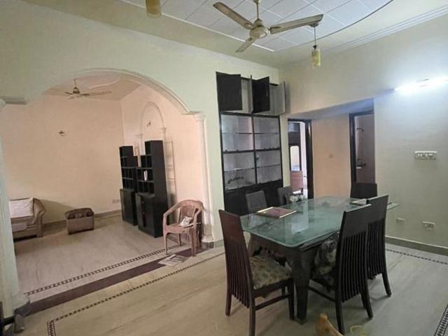 Rental | 2 BHK 1600 Sq.Ft. Independent House in Sector 52