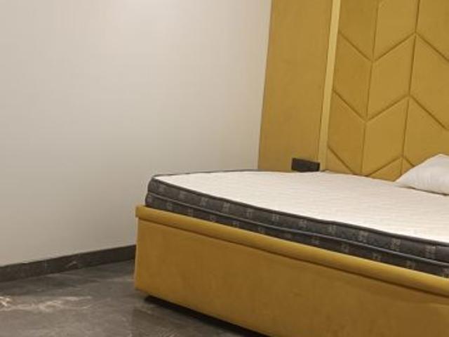 Rental | 2 BHK + 162 Sq.Mt. Villa in Sector 49