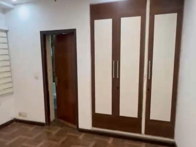 Rental | 2 BHK 170 Sq.Yd. Apartment in Greater Kailash