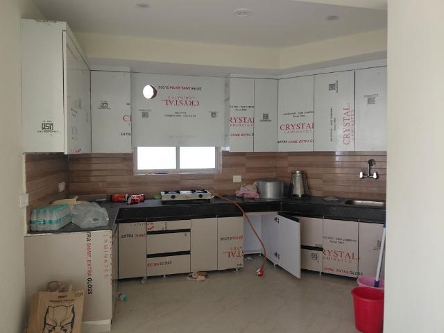 Rental | 2 BHK 1900 Sq.Ft. Apartment in Omaxe City