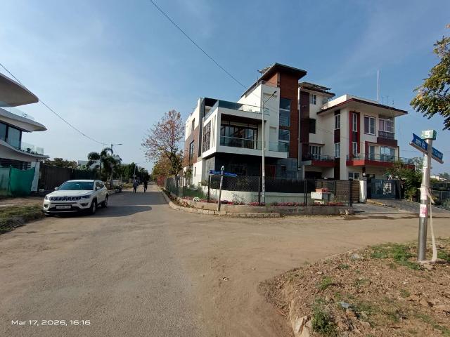 Rental | 2 BHK + 200 Sq.Yd. Independent House in GMADA Eco City
