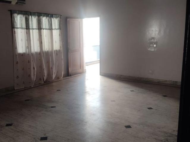 Rental | 2 BHK 217 Sq.Yd. Apartment in Defence Colony