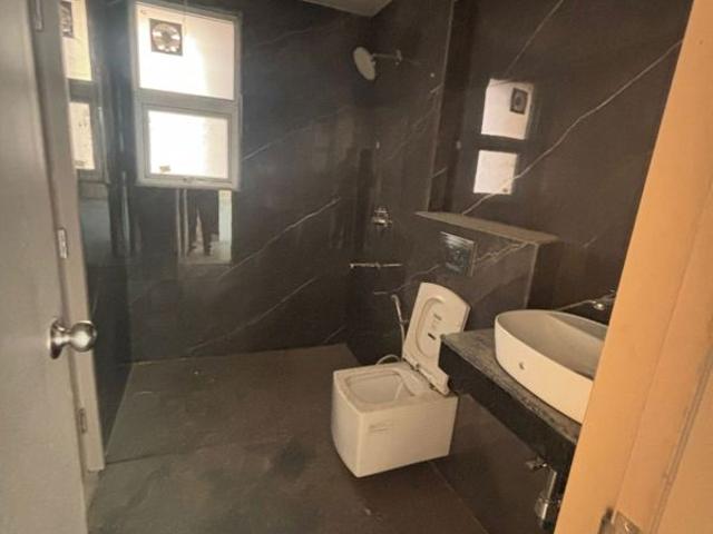 Rental | 2 BHK 2230 Sq.Ft. Apartment in One Oak Atmos