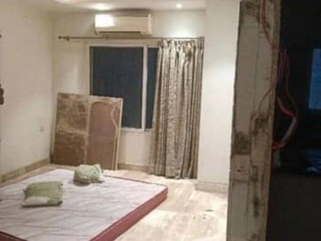 Rental | 2 BHK + 2300 Sq.Ft. Apartment in Eldeco Heritage