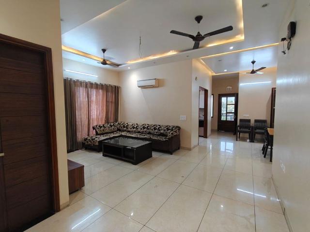 Rental | 2 BHK 2600 Sq.Ft. Apartment in Sector 85