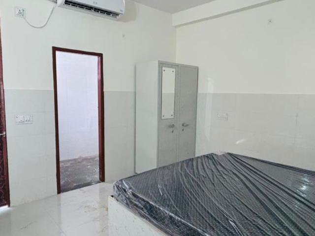 Rental | 2 BHK 300 Sq.Yd. Apartment in Devika Sadar Bazaar