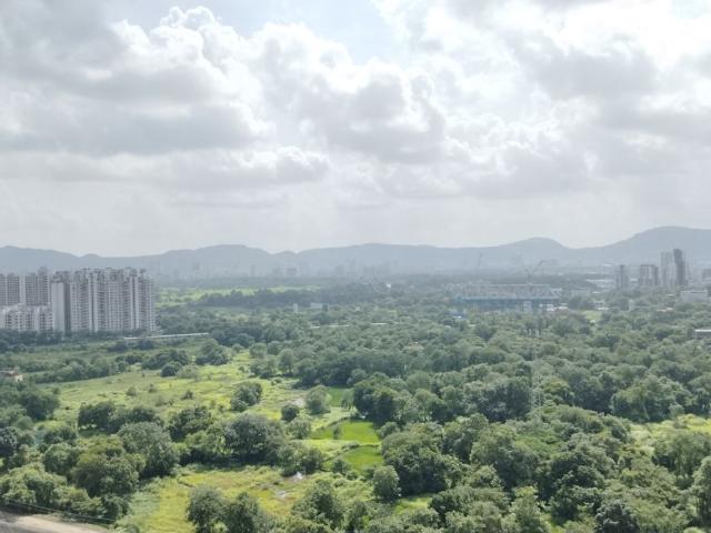 Rental | 2 BHK 450 Sq.Ft. Apartment in Lodha Palava Crown