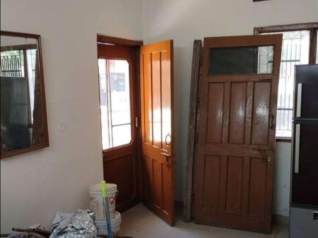 Rental | 2 BHK 450 Sq.Ft. Independent House in Sector 45