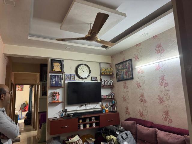Rental | 2 BHK 453 Sq.Ft. Apartment in Pareena Laxmi Apartments
