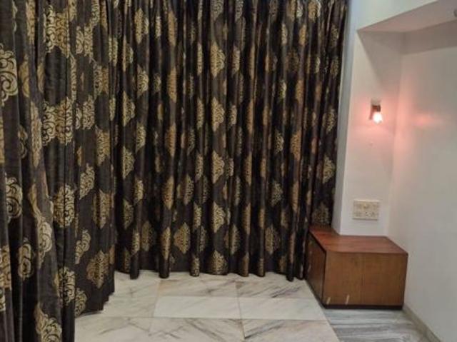 Rental | 2 BHK 500 Sq.Ft. Apartment in Adarsh Nagar Society