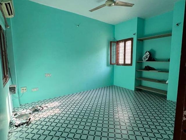 Rental | 2 BHK 500 Sq.Ft. Apartment in Husainganj