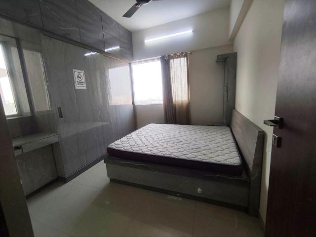 Rental | 2 BHK + 503 Sq.Ft. Apartment in Omkar Signet