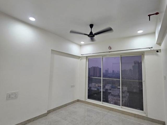 Rental | 2 BHK + 555 Sq.Ft. Apartment in Shreeji Plaza