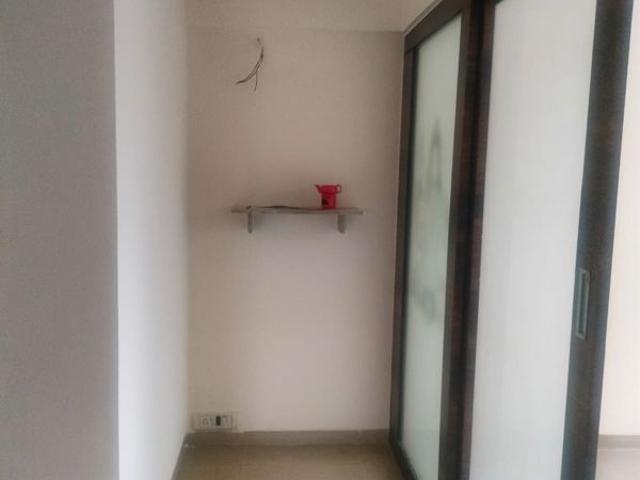 Rental | 2 BHK 550 Sq.Ft. Apartment in Godrej Emerald