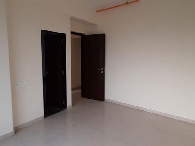 Rental | 2 BHK 550 Sq.Ft. Apartment in Kalpataru Paramount
