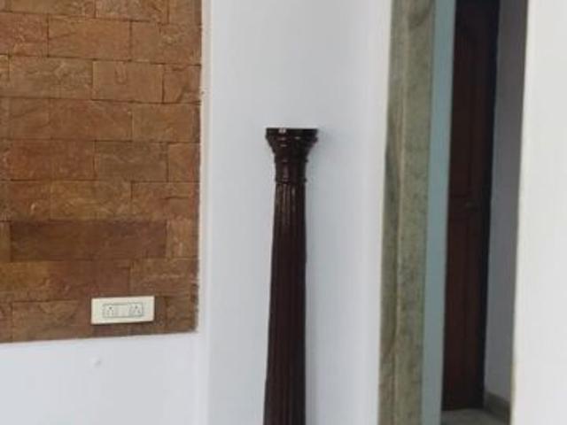 Rental | 2 BHK + 550 Sq.Ft. Apartment in Sion West