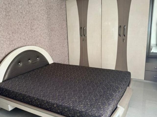 Rental | 2 BHK 570 Sq.Ft. Apartment in Millie Enclave
