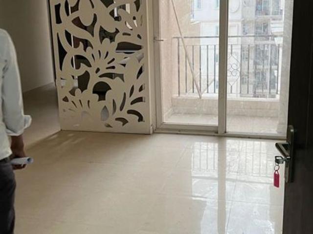 Rental | 2 BHK 581 Sq.Ft. Apartment in Signature The Serenas