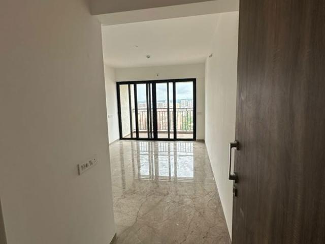 Rental | 2 BHK + 594 Sq.Ft. Apartment in Mahindra Centralis Tower 3