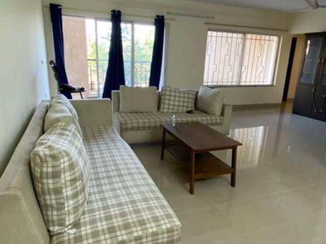 Rental | 2 BHK + 598 Sq.Ft. Apartment in Royal Imperio