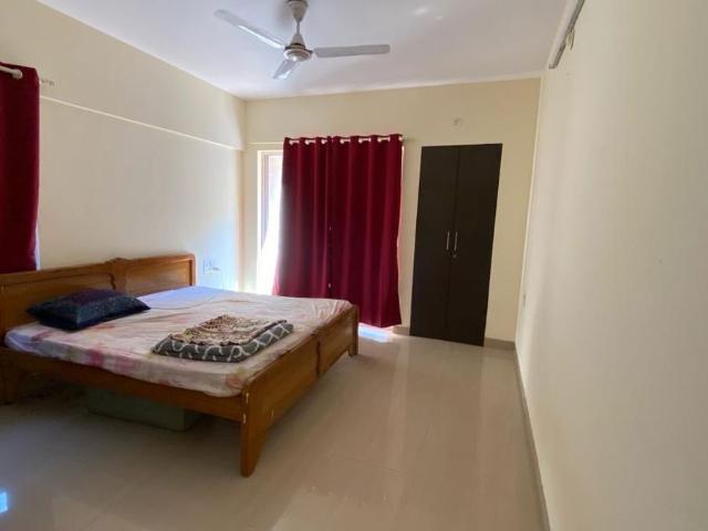 Rental | 2 BHK + 598 Sq.Ft. Apartment in Royal Imperio