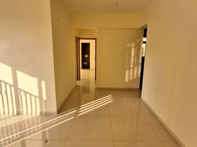Rental | 2 BHK 606 Sq.Ft. Apartment in Godrej Nest Kandivali