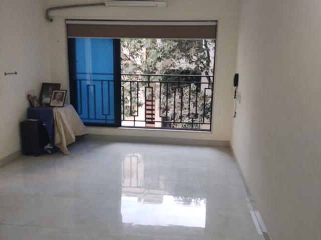 Rental | 2 BHK + 608 Sq.Ft. Apartment in Daulat Nagar
