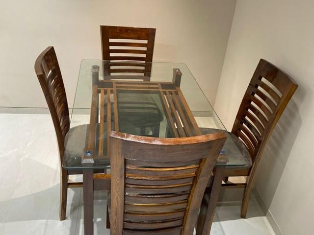 Rental | 2 BHK 600 Sq.Ft. Apartment in Vaibhav CHS Goregaon