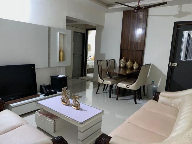 Rental | 2 BHK 600 Sq.Ft. Apartment in Goregaon West