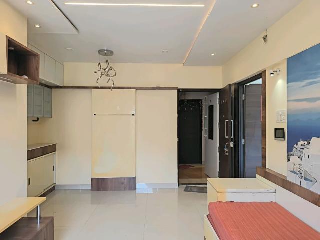 Rental | 2 BHK 600 Sq.Ft. Apartment in Navjeevan Society