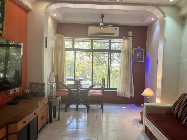 Rental | 2 BHK 600 Sq.Ft. Apartment in New Girish Apartment
