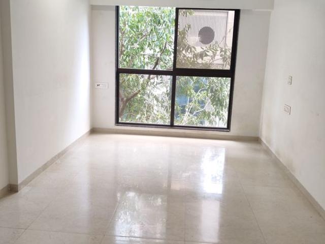 Rental | 2 BHK 600 Sq.Ft. Apartment in Platinum 53 West