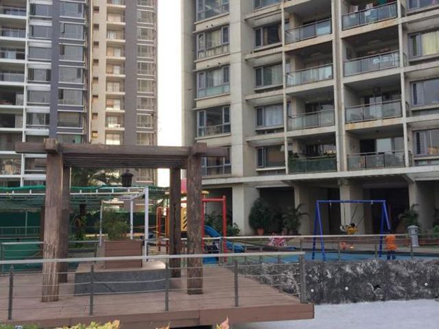 Rental | 2 BHK 618 Sq.Ft. Apartment in Gurukrupa Marina Enclave
