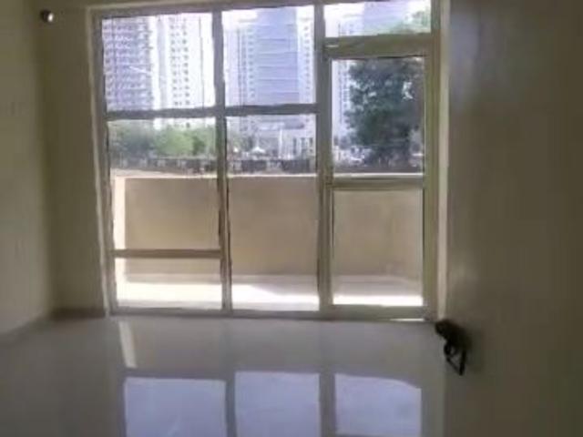 Rental | 2 BHK 610 Sq.Ft. Apartment in Pyramid Midtown