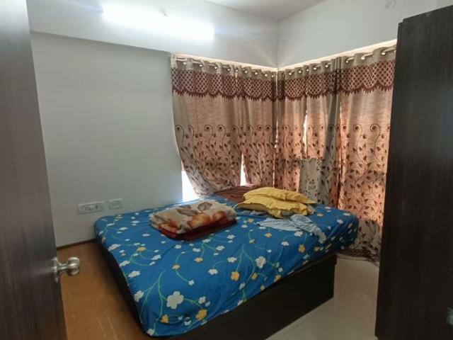 Rental | 2 BHK 613 Sq.Ft. Apartment in Lotus Residency Goregaon West