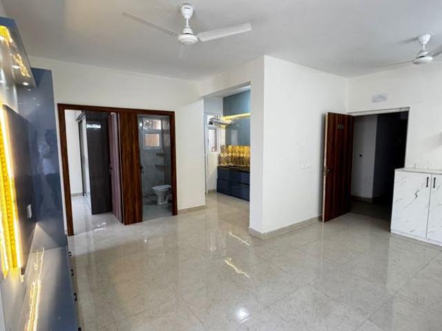 Rental | 2 BHK 625 Sq.Ft. Apartment in Signature The Millennia 2