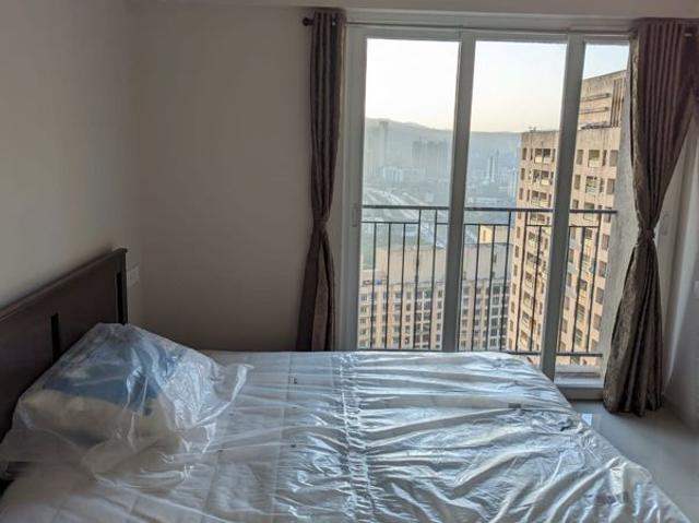 Rental | 2 BHK + 647 Sq.Ft. Apartment in Rustomjee Azziano Wing I