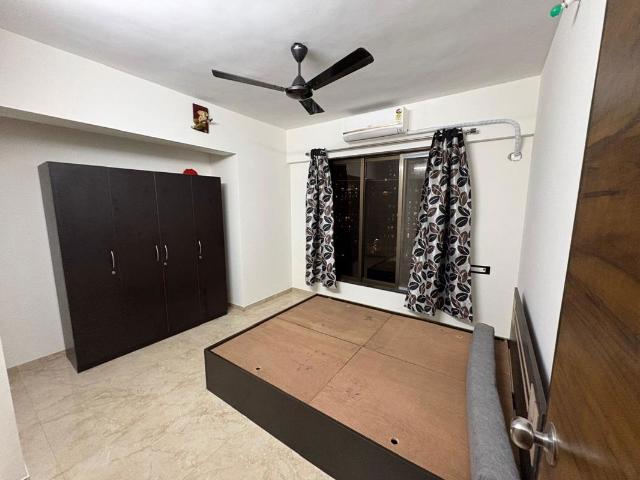 Rental | 2 BHK 648 Sq.Ft. Apartment in Laxmi Narayan CHS Naupada