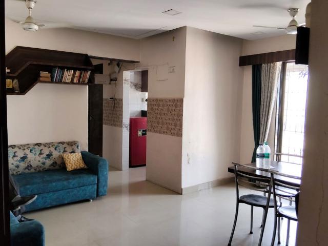 Rental | 2 BHK + 650 Sq.Ft. Apartment in Ideal Pristine Tower
