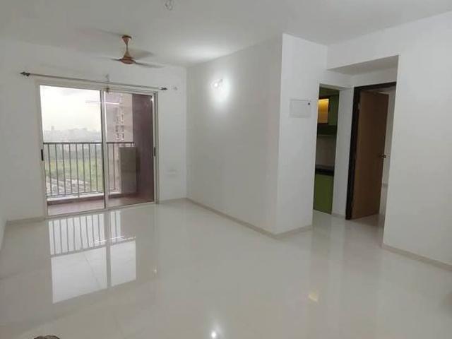 Rental | 2 BHK + 650 Sq.Ft. Apartment in Lodha Codename Premier
