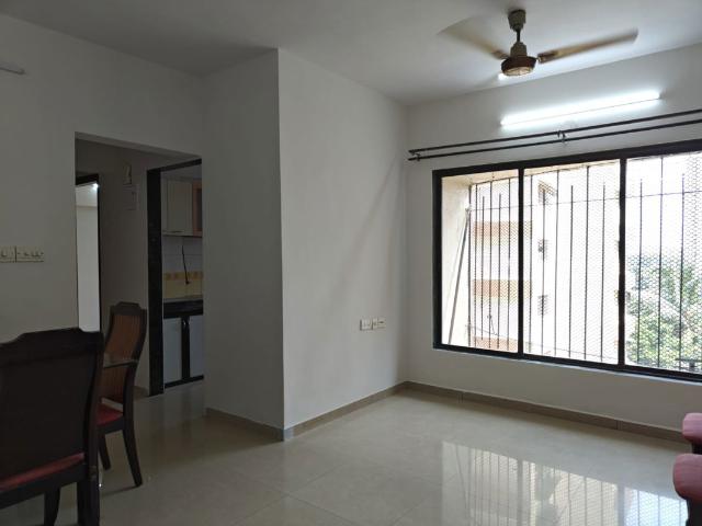 Rental | 2 BHK 650 Sq.Ft. Apartment in N.G.Royal Park