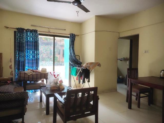 Rental | 2 BHK 650 Sq.Ft. Apartment in Riddhima Complex