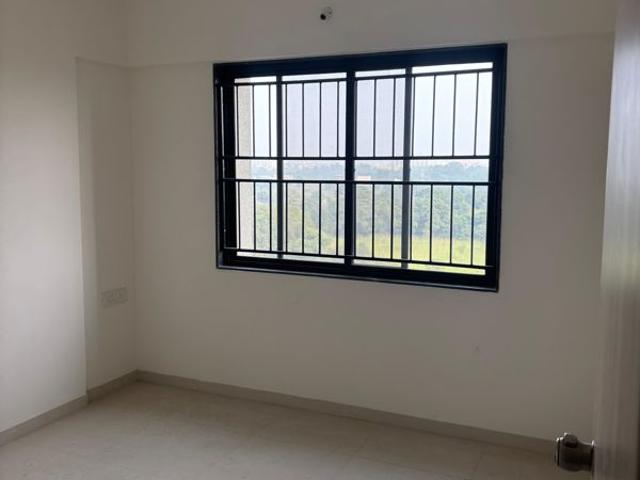 Rental | 2 BHK + 660 Sq.Ft. Apartment in Kohinoor Sapphire 2