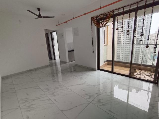 Rental | 2 BHK 670 Sq.Ft. Apartment in Raymond Ten X Habitat