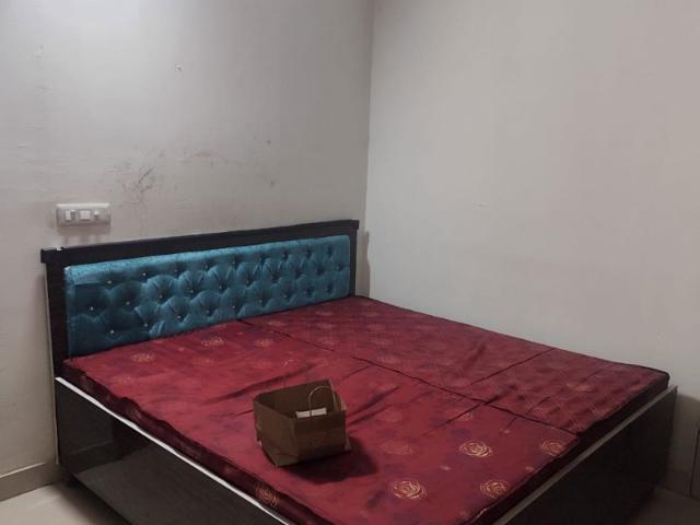 Rental | 2 BHK 671 Sq.Ft. Apartment in Signature Roselia Phase 2