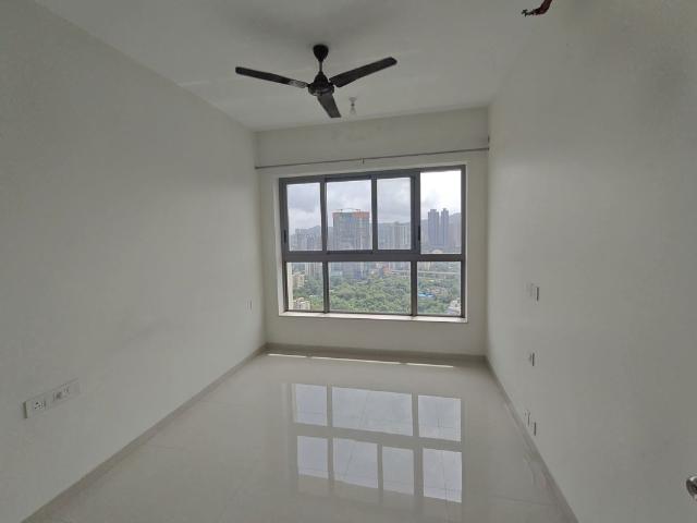 Rental | 2 BHK 672 Sq.Ft. Apartment in Kalpataru Paramount A